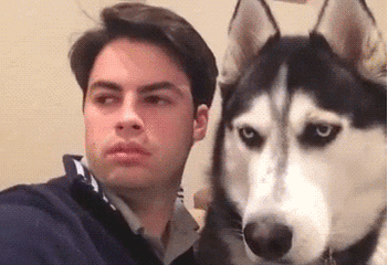 搞笑gif给这么小块,打发乞丐呢!