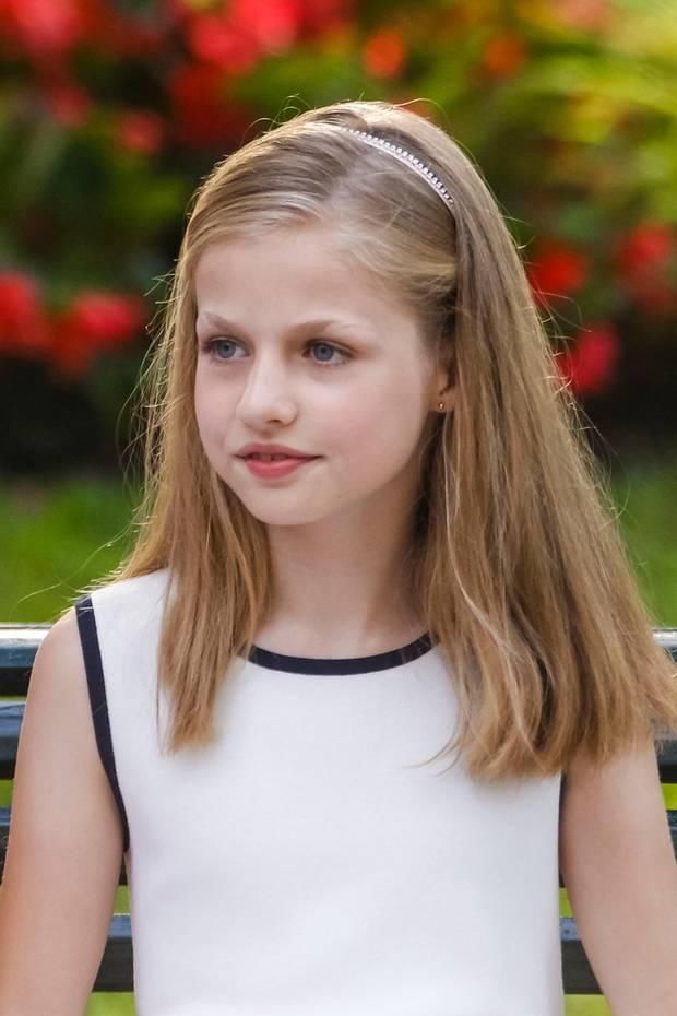 西班牙大公主13岁了,一起看看未来的女王,颜值爆表还是学霸!