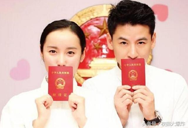 娱乐圈明星公布的结婚照大pk,看看哪对夫妻更恩爱?