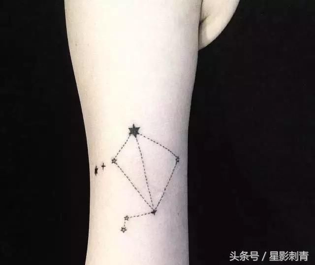 星影刺青素材丨天秤座 没有生命特征的星座却与生俱来