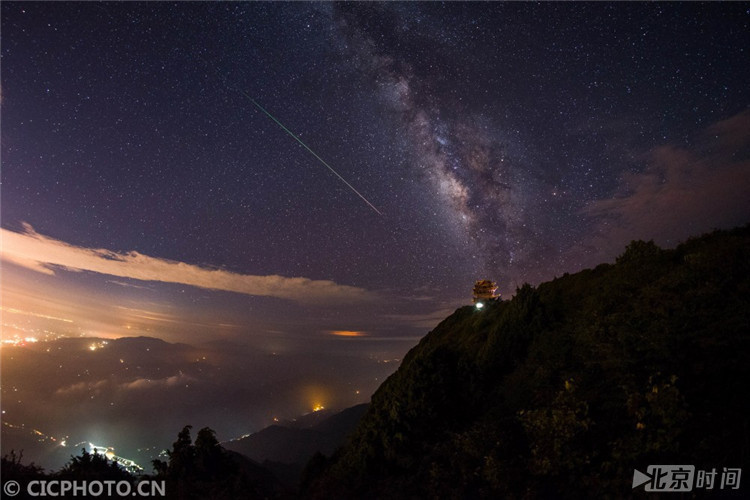 英仙座流星雨 你看了么