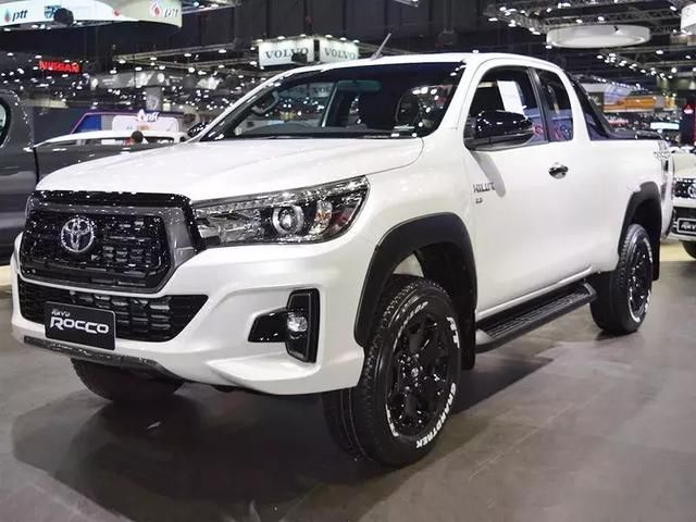 丰田神车"hilux"来袭,自主皮卡的好日子到头了?