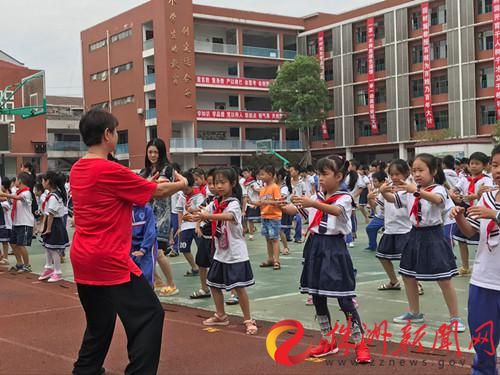 醴陵市实验小学:太极拳进校园,弘扬中华国粹