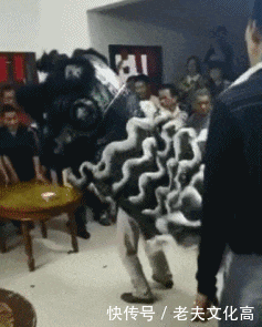 搞笑gif: 真正的电脑高手, 都是这样散热的!