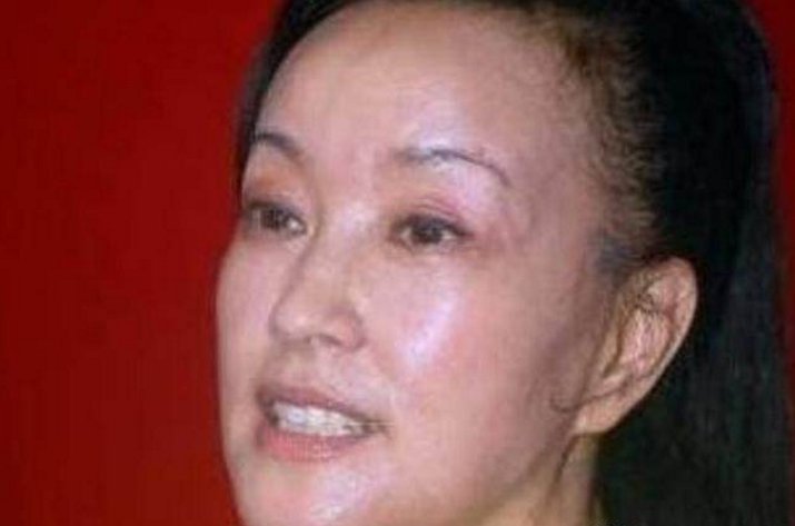 刘嘉玲卸妆后我忍了,刘晓庆卸妆后我再忍,而她真的忍无可忍!