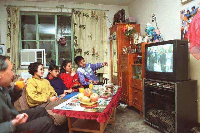 90年代中国老照片:图3至今仍买不起,图5当时土豪,图8很难再现