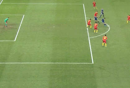 东亚杯国足输日本 里皮依旧神但难掩失落 王大雷遭遇超绝世界波