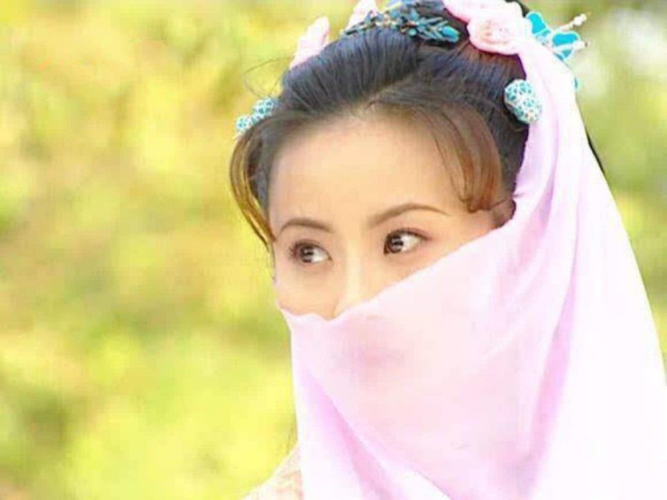 童年神剧《无敌县令》,如今来看简直就是美女如云