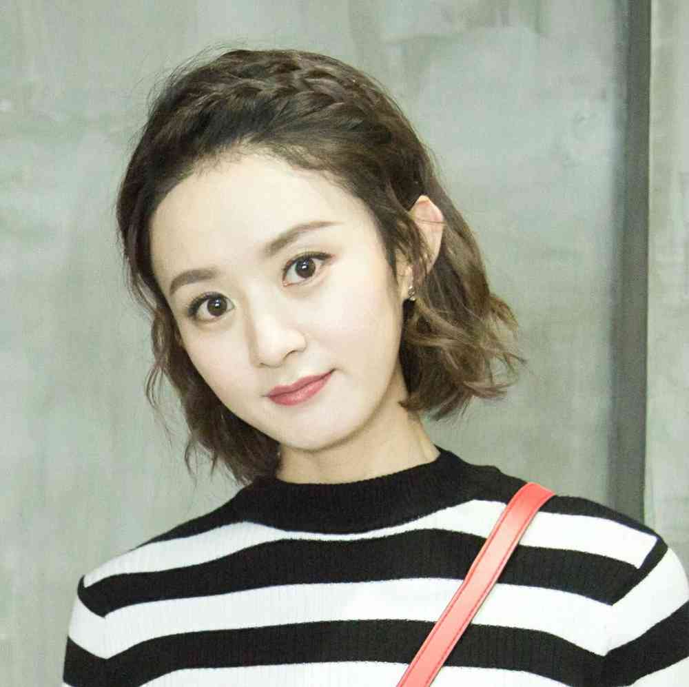 赵丽颖俏皮短发照,笑容甜美可爱,你还不快点收藏!