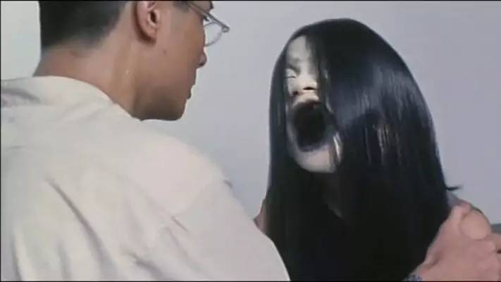 山村老尸楚人美