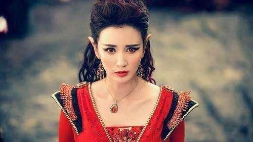 5,张萌《幻城》中饰演的火族公主,一袭红装,性感妩媚,火辣味十足.