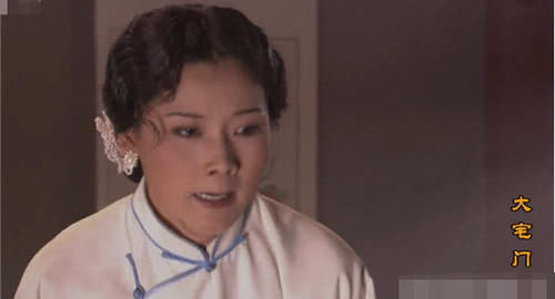 《大宅门》杨九红心机深沉,却败在香秀的手里,这多亏了二奶奶!