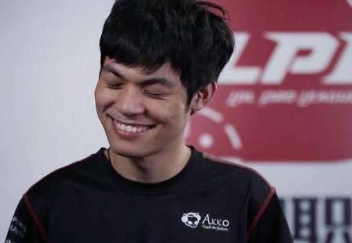 lol:lpl里面行走的表情包-mouse!