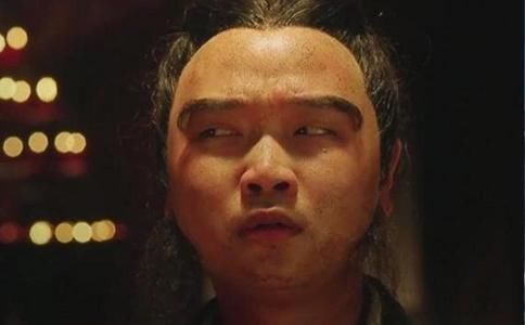 曾经的"酱爆"变成"肥爆",离开周星驰成了普通人一个