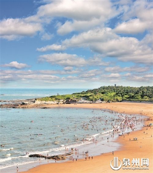 泉州市沙滩众多,是消暑度夏的好地方.(市旅游局供图)