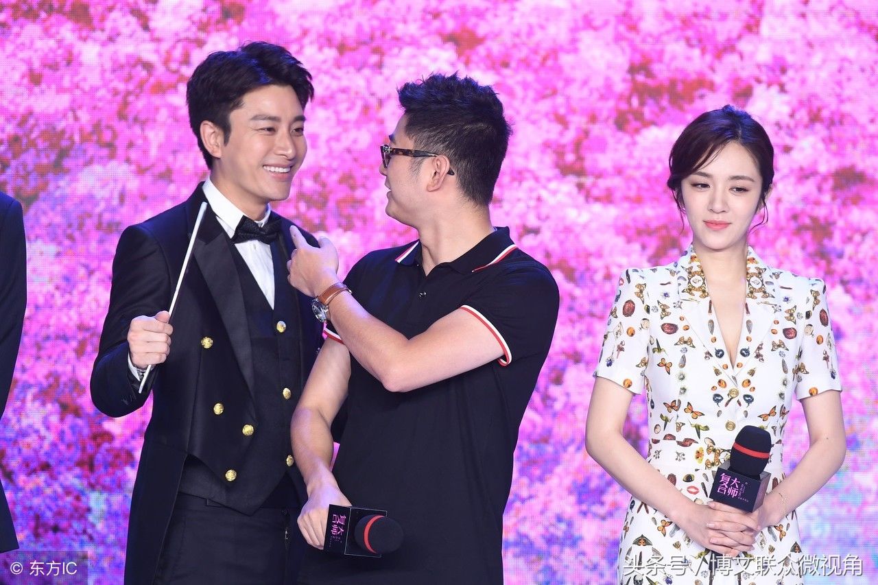 贾乃亮和李小璐的助理又开撕看来是不可能复合了