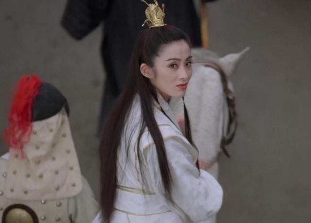 《倚天屠龙记》中赵敏一角最成功的扮演者是她,可惜吞