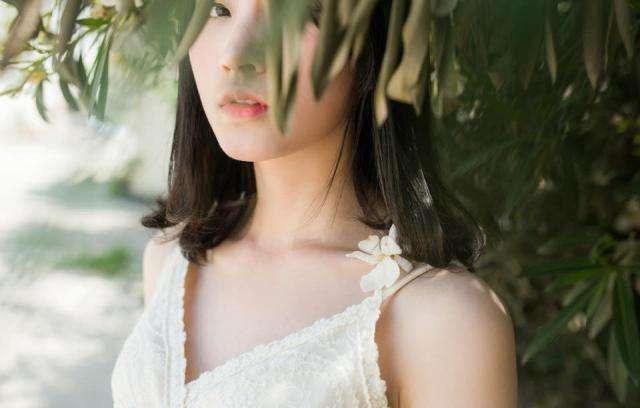 情感句子:写给女人的十句话;送给优秀的你,(看了不后悔)