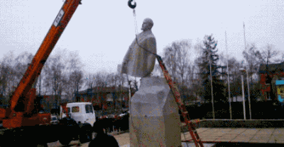 搞笑gif图:人生,免不了各种意外,而有些是来提供笑点的!