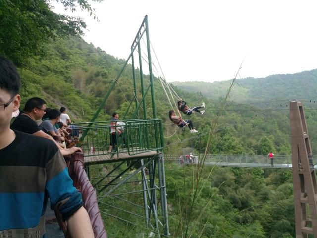 安庆五一好去处,天柱山下白水湾,玻璃栈道虎啸潭,绝美