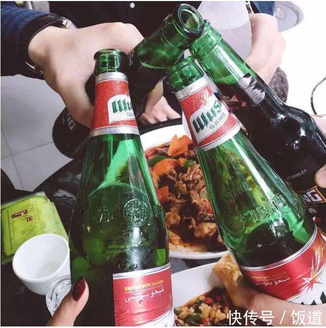 谁敢挑战传说中的新疆"夺命大乌苏"啤酒,传闻一杯就醉