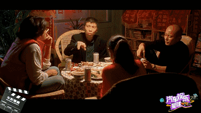 提起 《甲方乙方》这个电影,把全村鸡吃光的 尤老板可以说让人过目