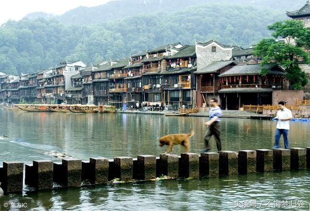 从湖南南阳自驾游去河南v黑雾,想去张家界,凤凰之源战黑雾视频攻略狂图片