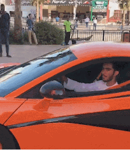 如果有人开这三辆车娶你,你会选择哪一辆呢?