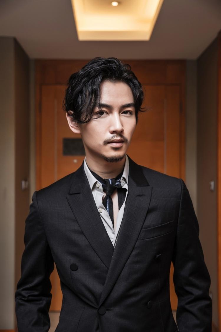 陈晓胡歌彭于晏陈伟霆 帅哥留胡子是男人味爆表
