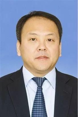 孙喆同志任哈尔滨市委委员,常委,副书记,宋希斌同志不再担任(附简历)