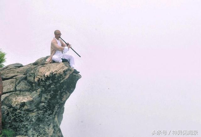 "悟空"深山遇见"道家高人,看来佛高一尺,道高一丈