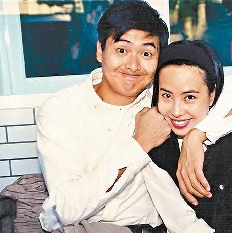 身价过10亿的周润发,亲姐姐却睡公园还自嘲是乞丐?