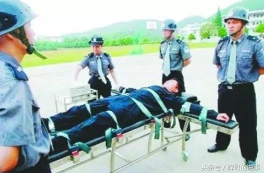 刑场上执行死刑的囚犯,如果一枪打不死,会再"补一枪"吗?