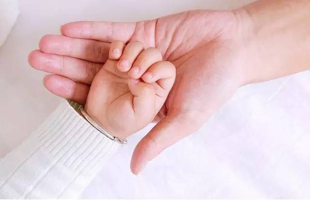 梦境之谜,解析梦见男朋友剪自己头发的深层含义 梦境之谜,解析梦见男朋友剪自己头发的深层含义