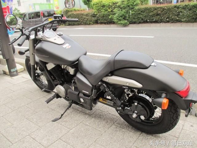 实拍本田轴传动太子摩托车!