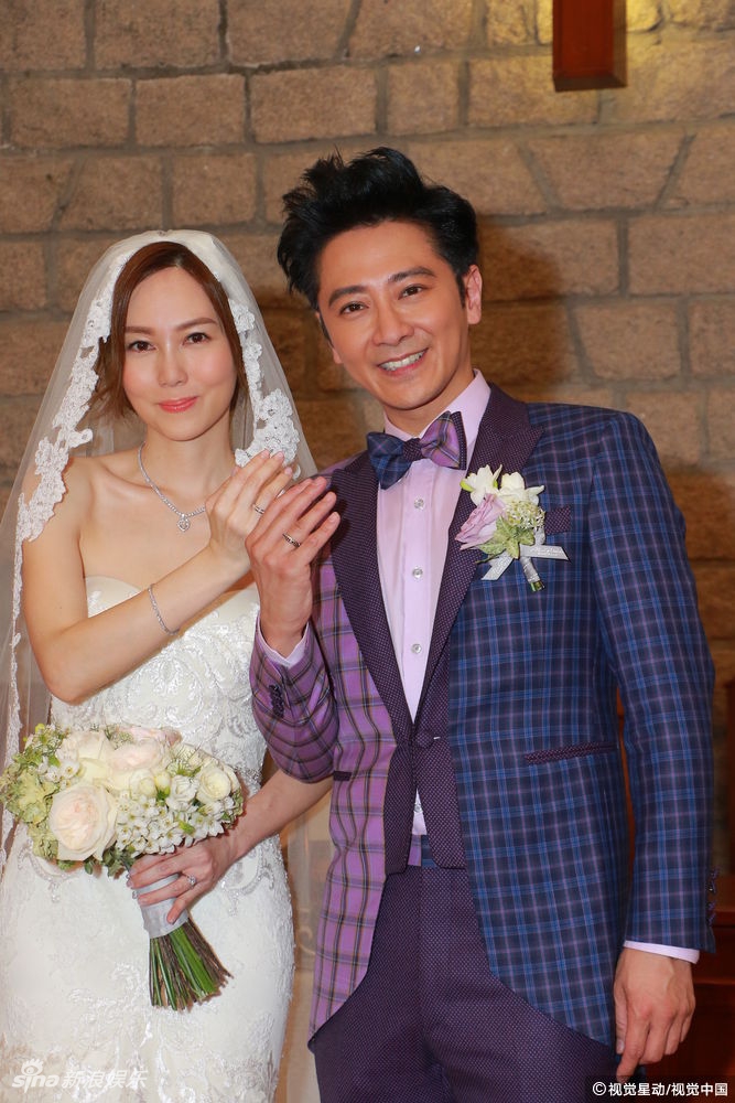 孙耀威迎娶相恋多年女友 大赞老婆你是一个好妻子