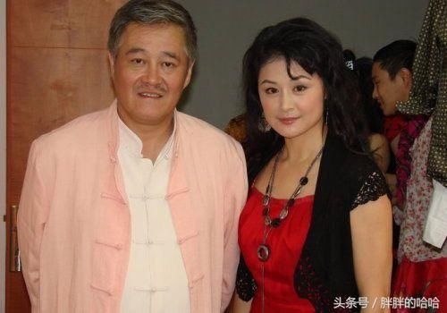谢大脚于月仙近照成贵妇:结婚20年为演戏不生娃,没想到老公是他