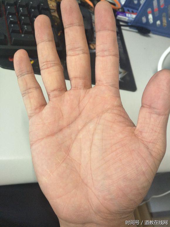 "人中之凤"的命,竟只因手上有"这条纹",改变一生的命运!