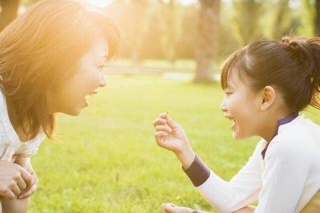 半年前被离婚,前夫今感情受挫给我发条7字信息,我笑笑