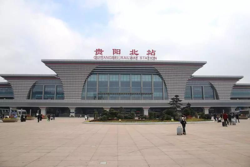 龙洞堡国际机场具体地址:贵州省贵阳市南明区机场路1号 机场巴士北站