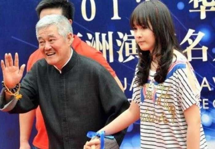 赵本山女儿赵一涵公布恋情, 男友网名"东关小犟虎", 网友: 这俩