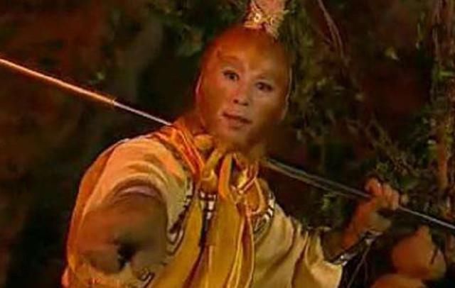 曹荣版的 《 西游记后传》孙悟空是有曹荣亲自饰演,但是里面的打斗
