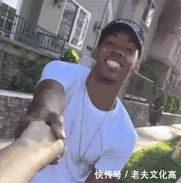 搞笑gif: 你们是永远无法理解, 我这种穷得只剩钱的人