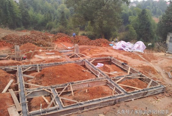 小伙砸28万回农村建房,无构造柱,预制板,被邻居嘲笑丑