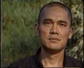 那诡计多端,色厉内荏的钻山豹,让观众对他是又爱又恨.