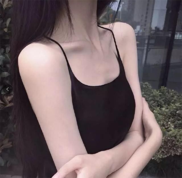 女生穿衣露多少才算性感?男生回答很理性