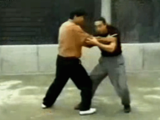 太极大师王战军凭借这几招能否打败格斗狂人