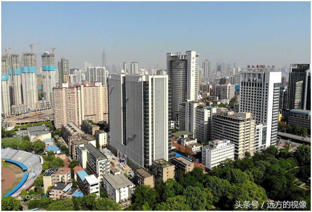 图为协和医院建筑群.
