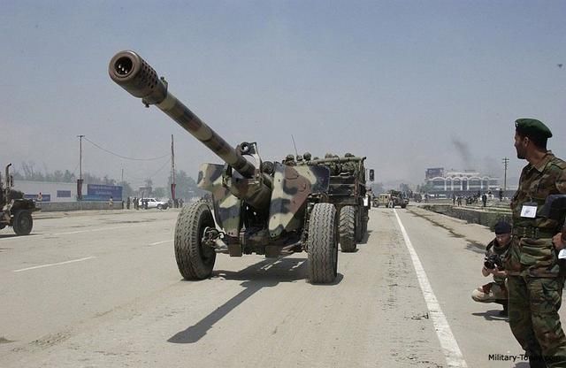 图解苏联的m-46型拖曳式野战炮系统