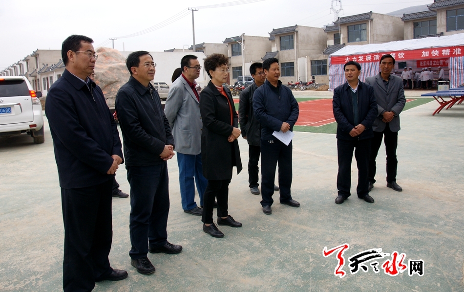 甘肃省人大常委会副主任 省总工会主席李慧在天水调研